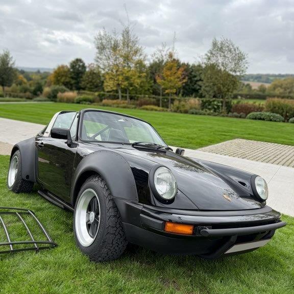 Porsche 911 Targa Targgy de 1974 - Iconic Motorsport Le Havre